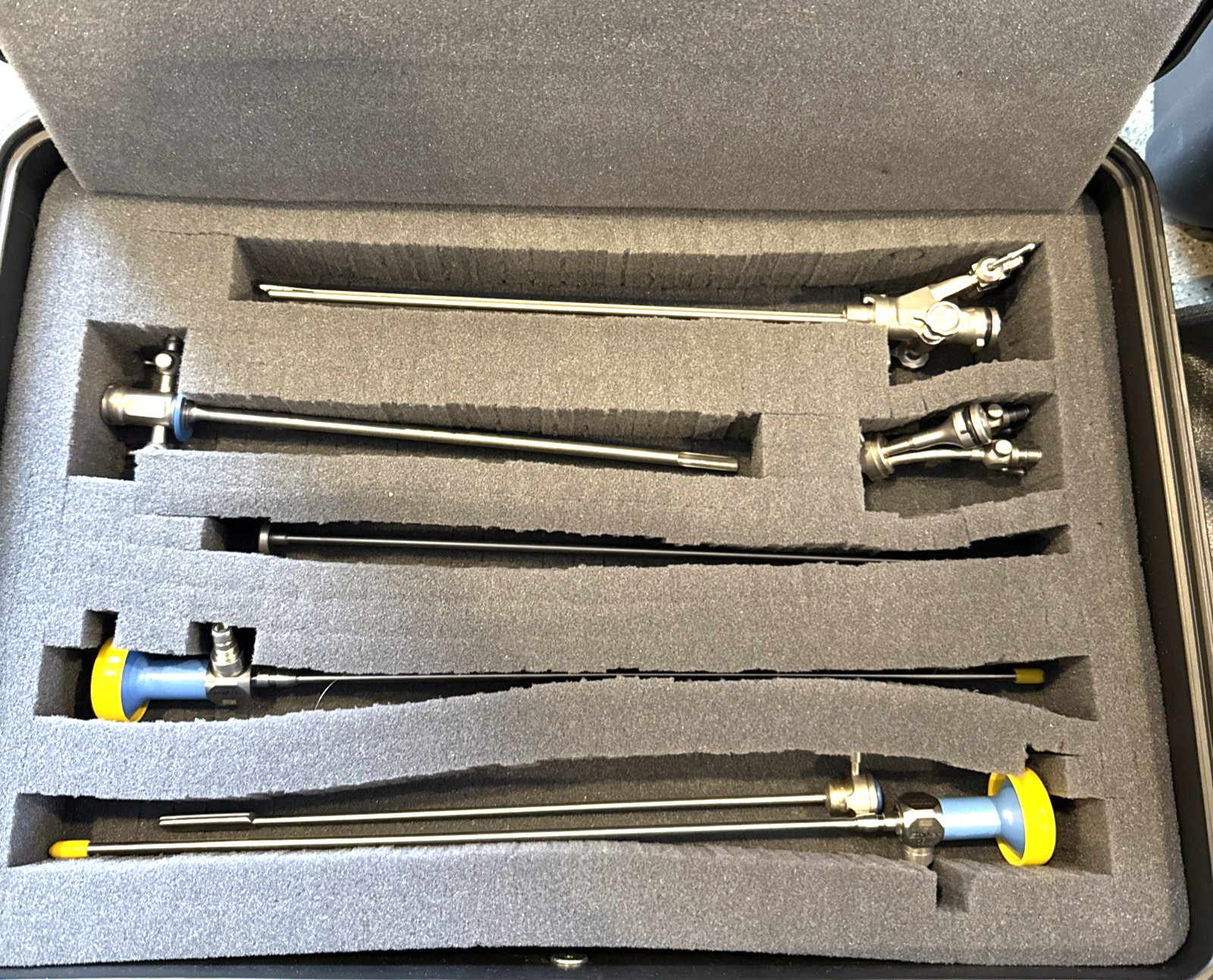 STRYKER CYSTOSCOPE SET 502-990-030 PLUS MORE With Case