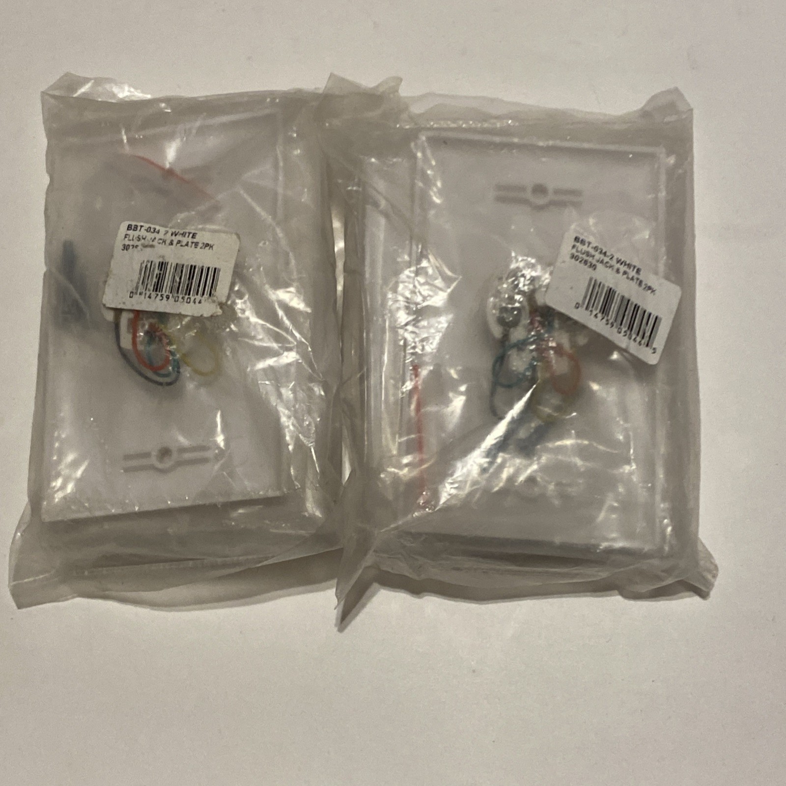 Lot of 4 White Flush Telephone Phone Jacks and Plates Plate BBT-034-2 NIB