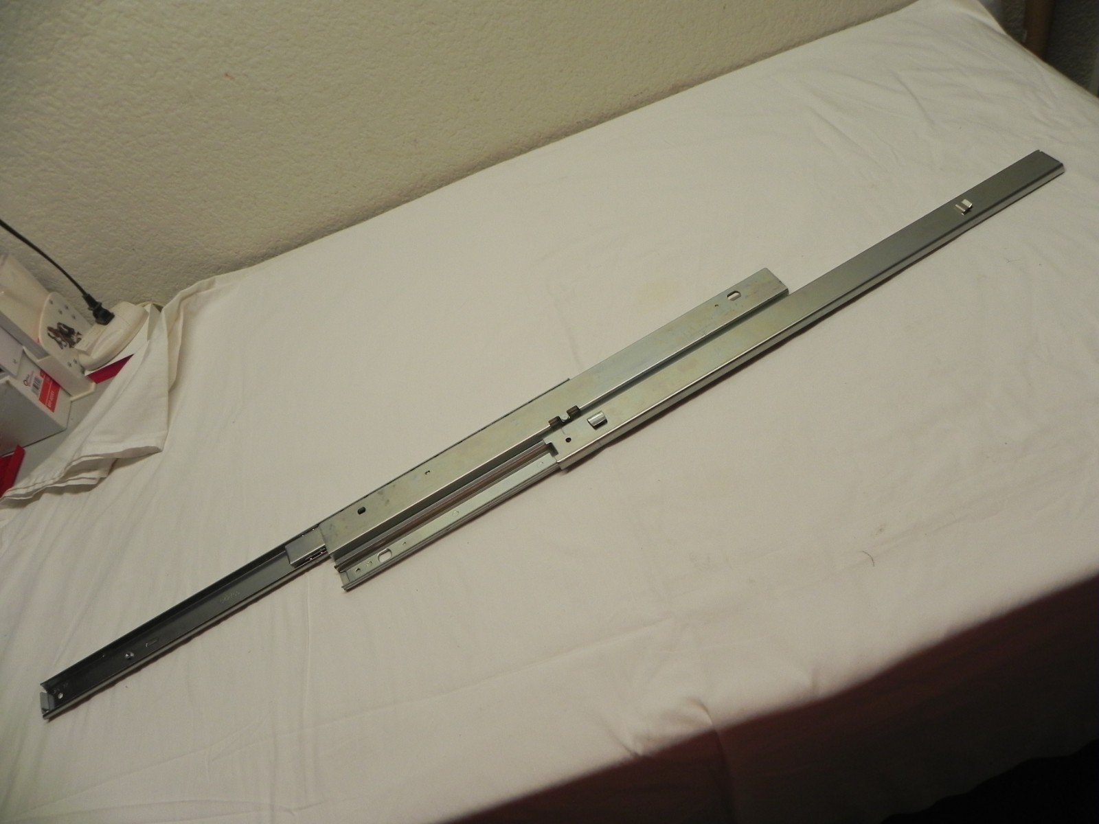 Mac MB1500 042755-00 Right Side Double Ball Bearing Slide 23'' Long 1 Piece Only