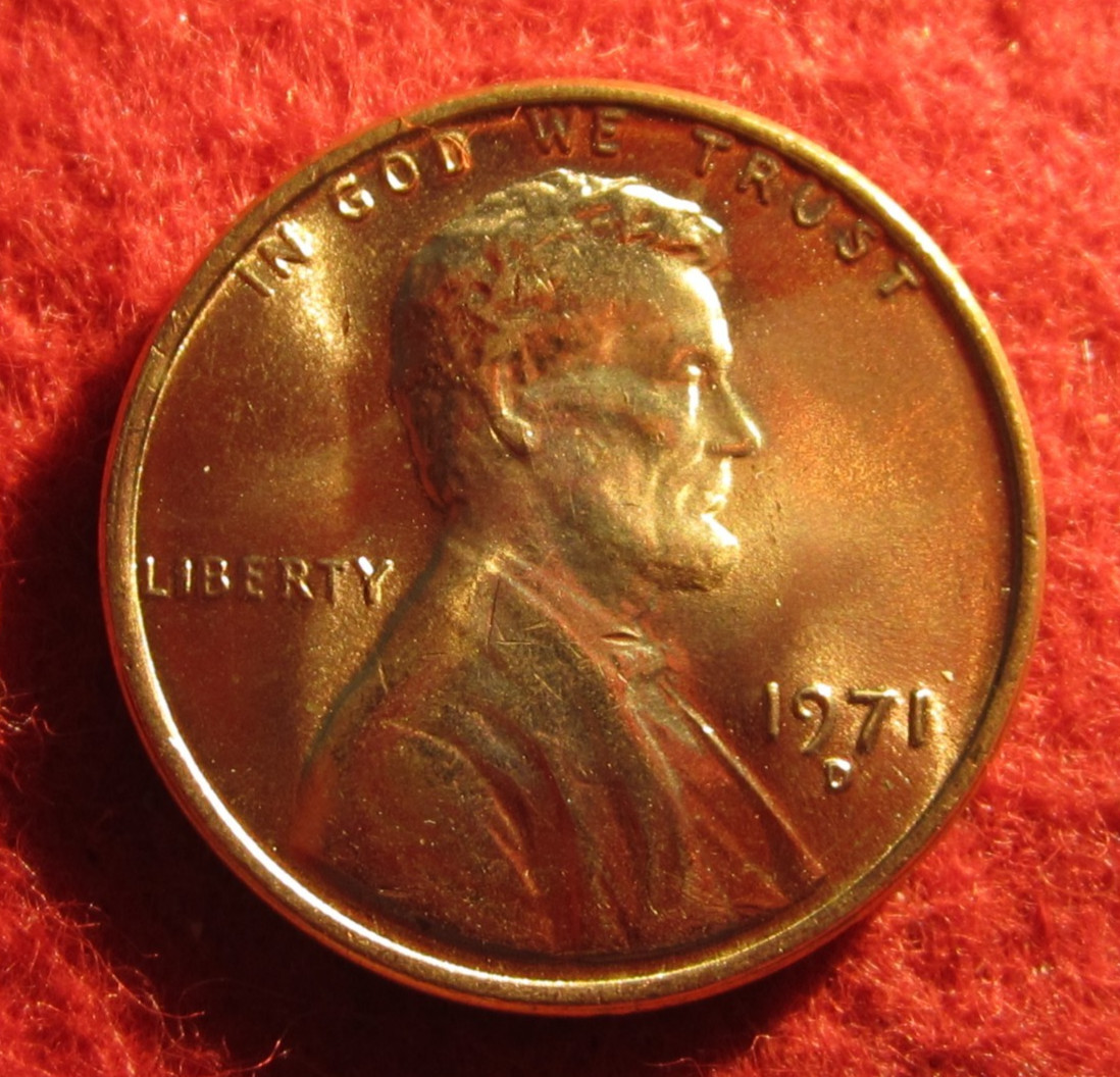 1971 D Lincoln Memorial Cent/Penny - Uncirculated - Red - Actual Coin C1233