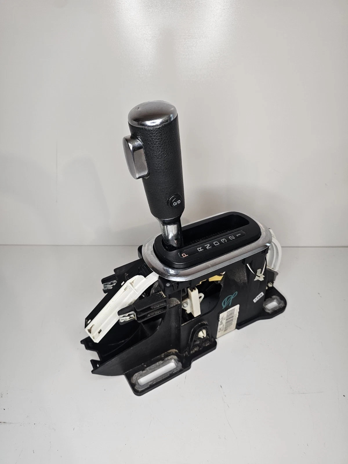 2006-2010 Ford Explorer Automatic Floor Gear Shift Shifter Assembly OEM