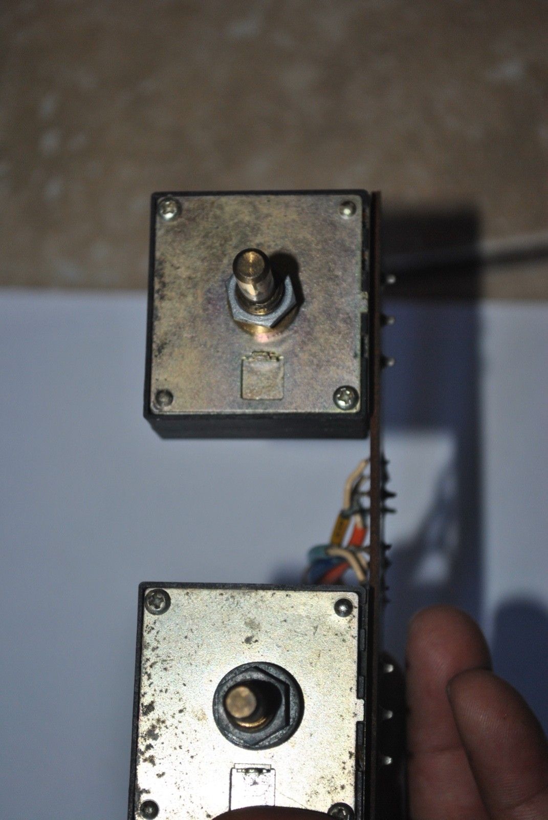 alps 191Y 33.3KOHMS19 VOLUME CONTROL