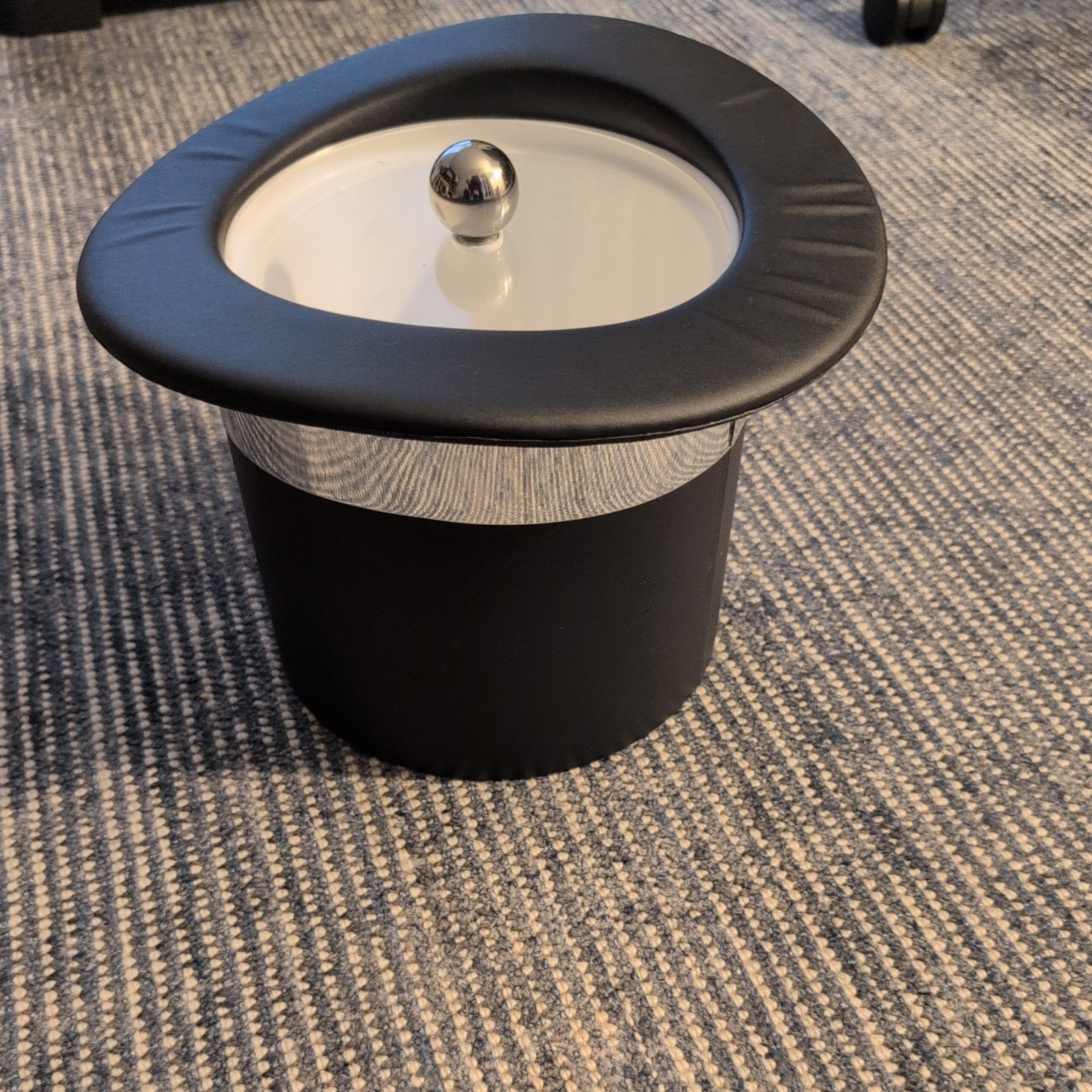 Kraftware Black Top Hat Ice Bucket with Black Band Silver Colored Top READ