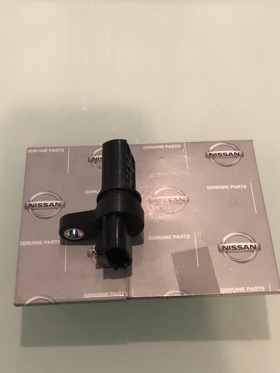 Genuine Nissan Crankshaft Position Sensor 23731-AL60C For Nissan Infiniti