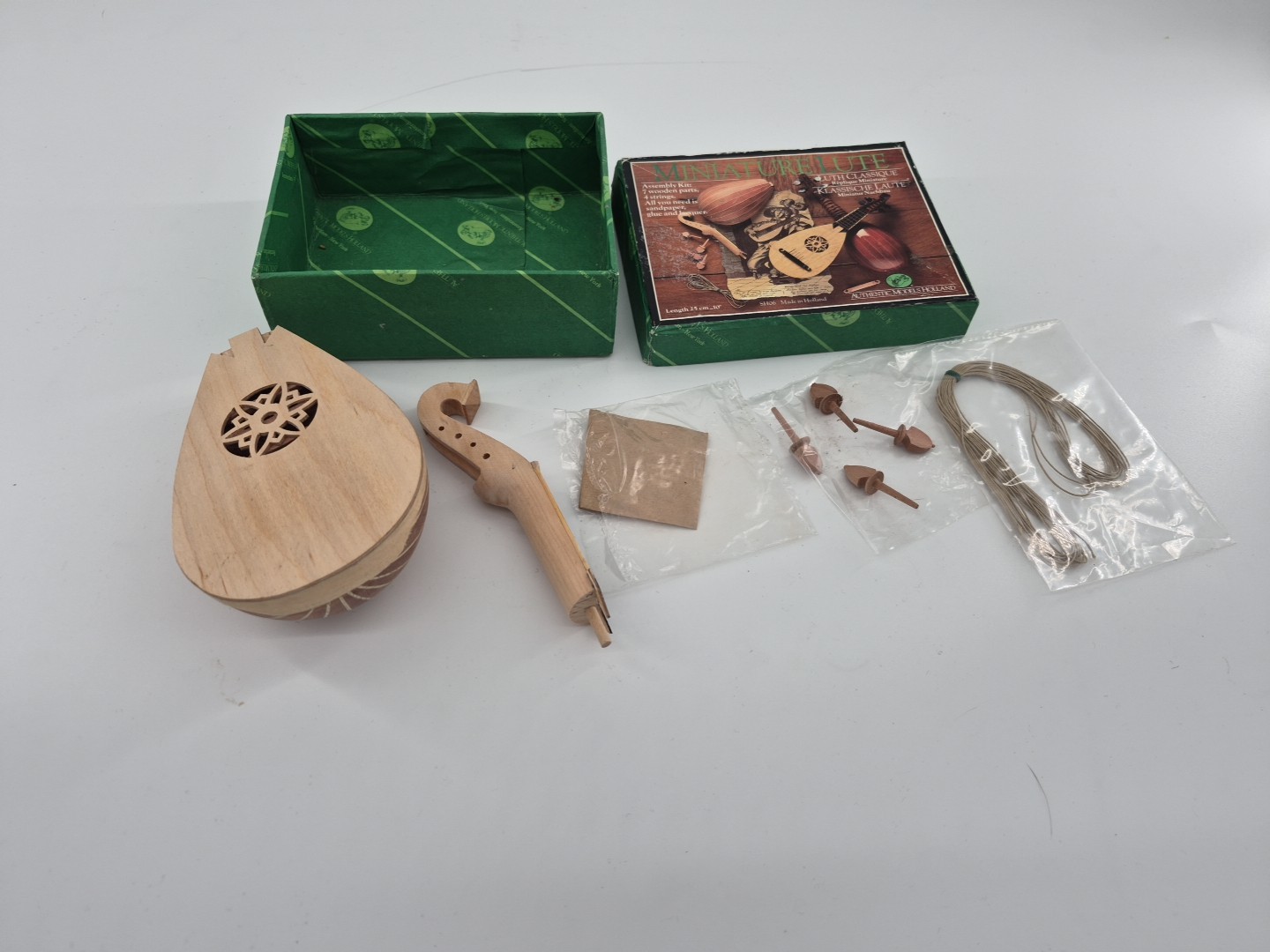 Authentic Models Holland Lute In Miniature Kit SH05 US Seller SH06