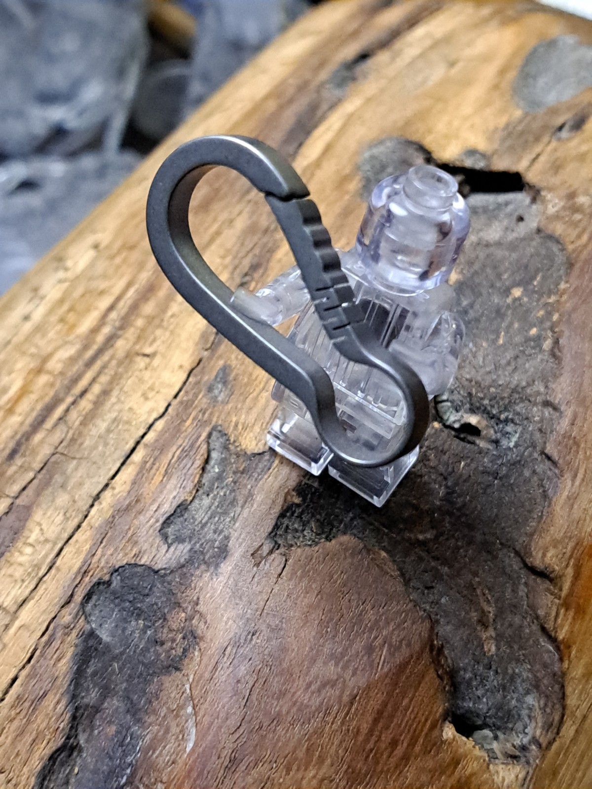 Pro Mini Series Titanium Carabiner