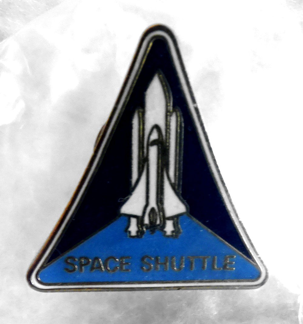 New Vintage Space Shuttle Astronaut NASA Souvenir Pin Unopened Package