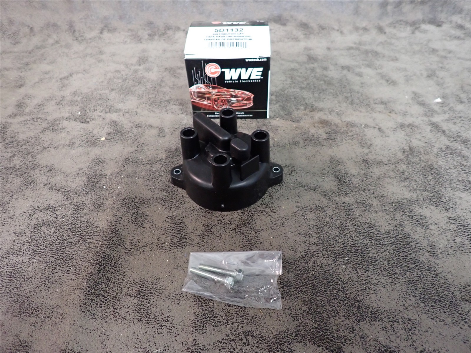 NEW WVE 5D1132 Distributor Cap (G216)