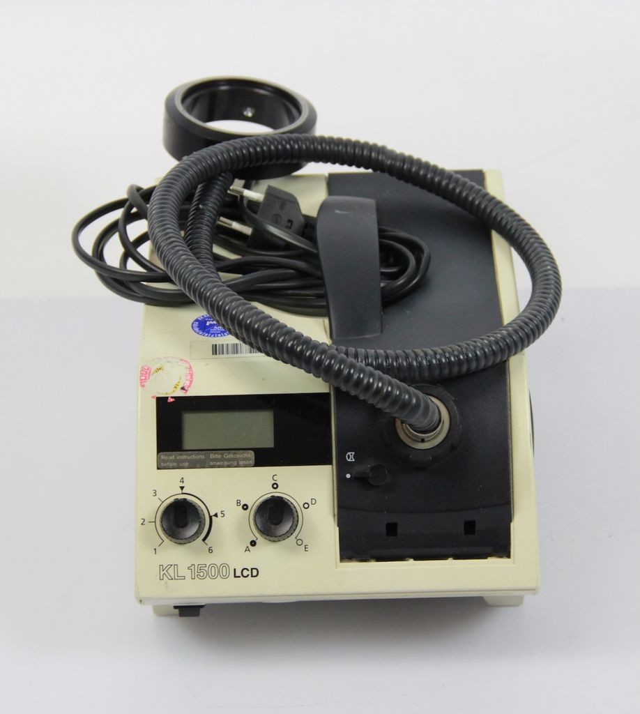SCHOTT KL 1500 LCD Cold Light Source 150 W With Ring Light Head