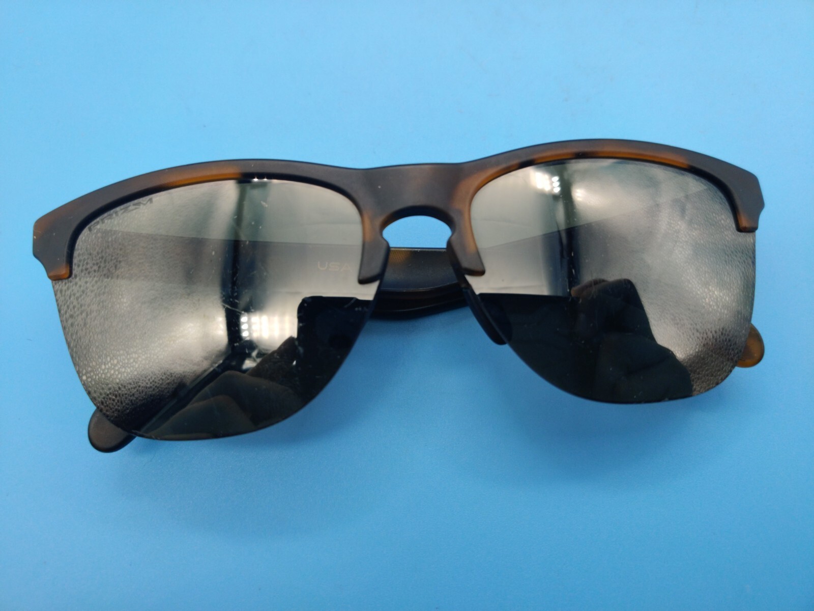Oakley Frogskins Motorbike Sunglasses Brown Tortoise Prizm Tungsten SCRATCHED