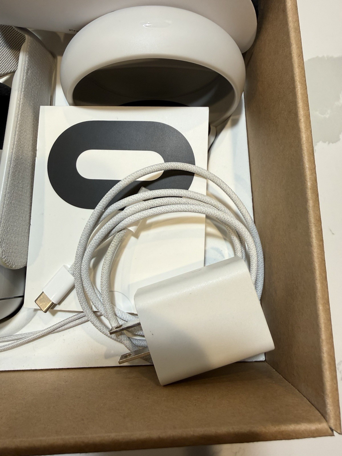 Meta Quest 2 VR Headset 128GB Boxed Excellent Condition w Controllers