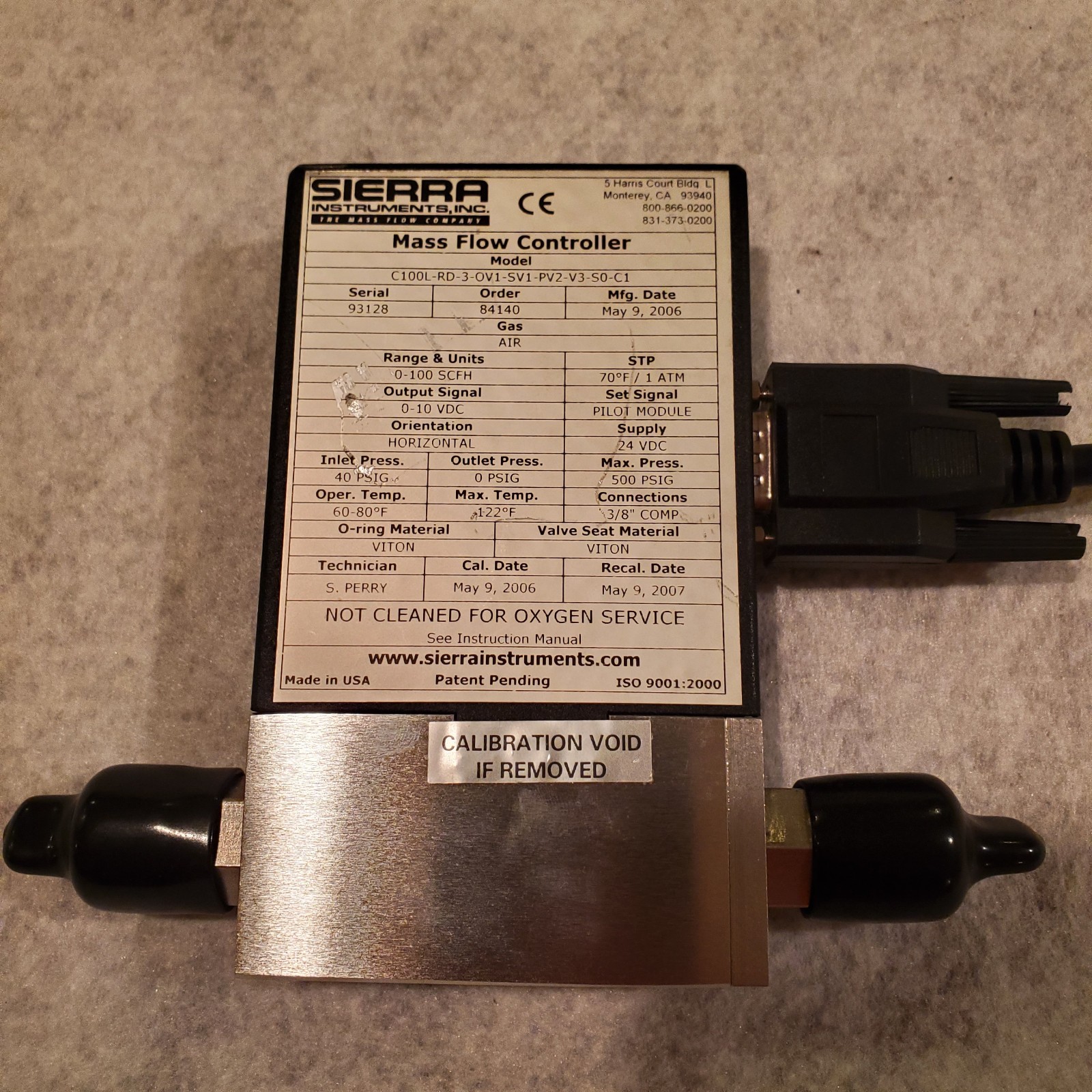 Sierra Instruments Mass Flow Controller C100L-RD-3-OV1-SV1-PV2-V3-S0-C1