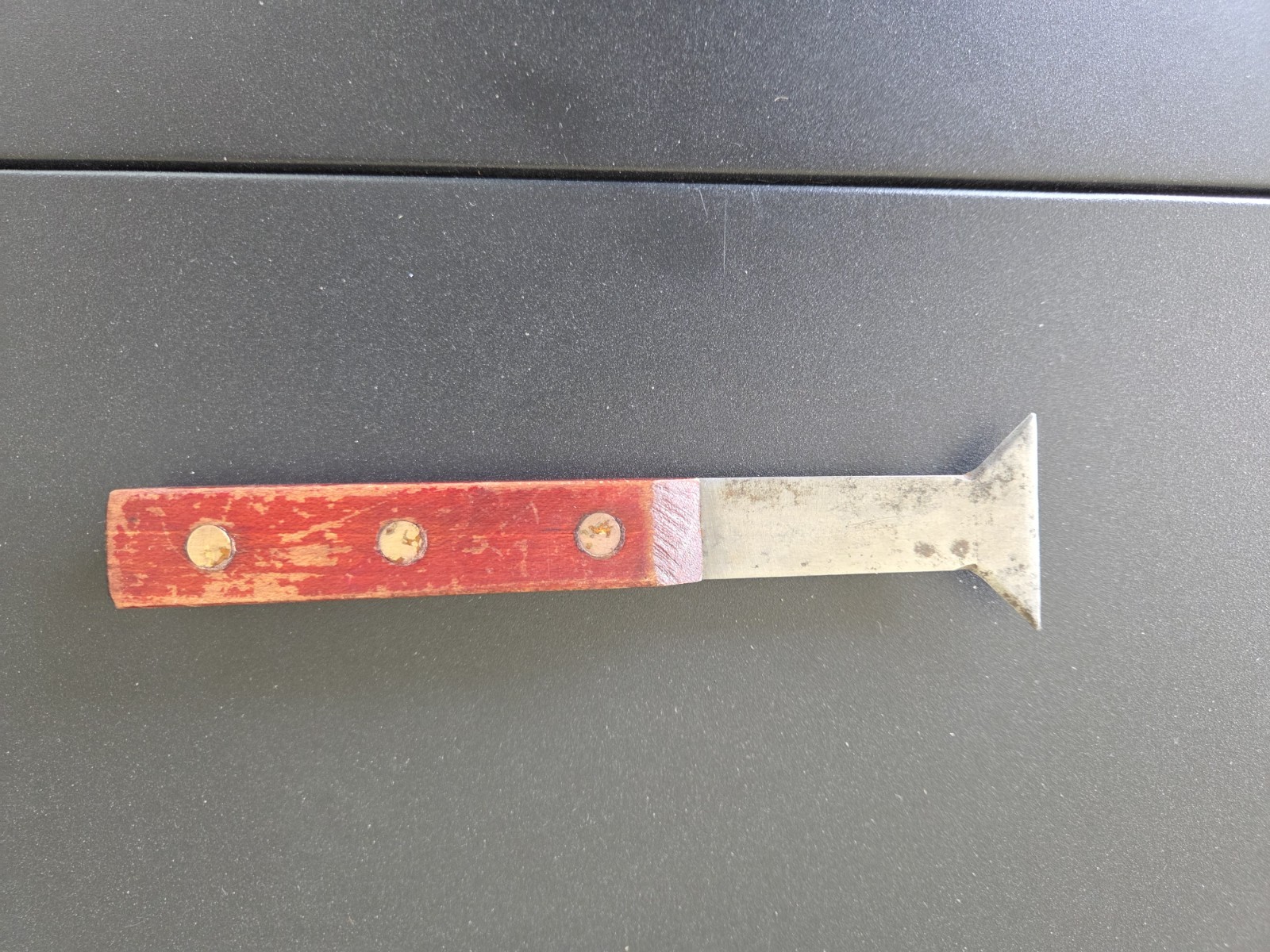 Vintage window glazing tool, Paint Scraper, Putty knife,wood handle