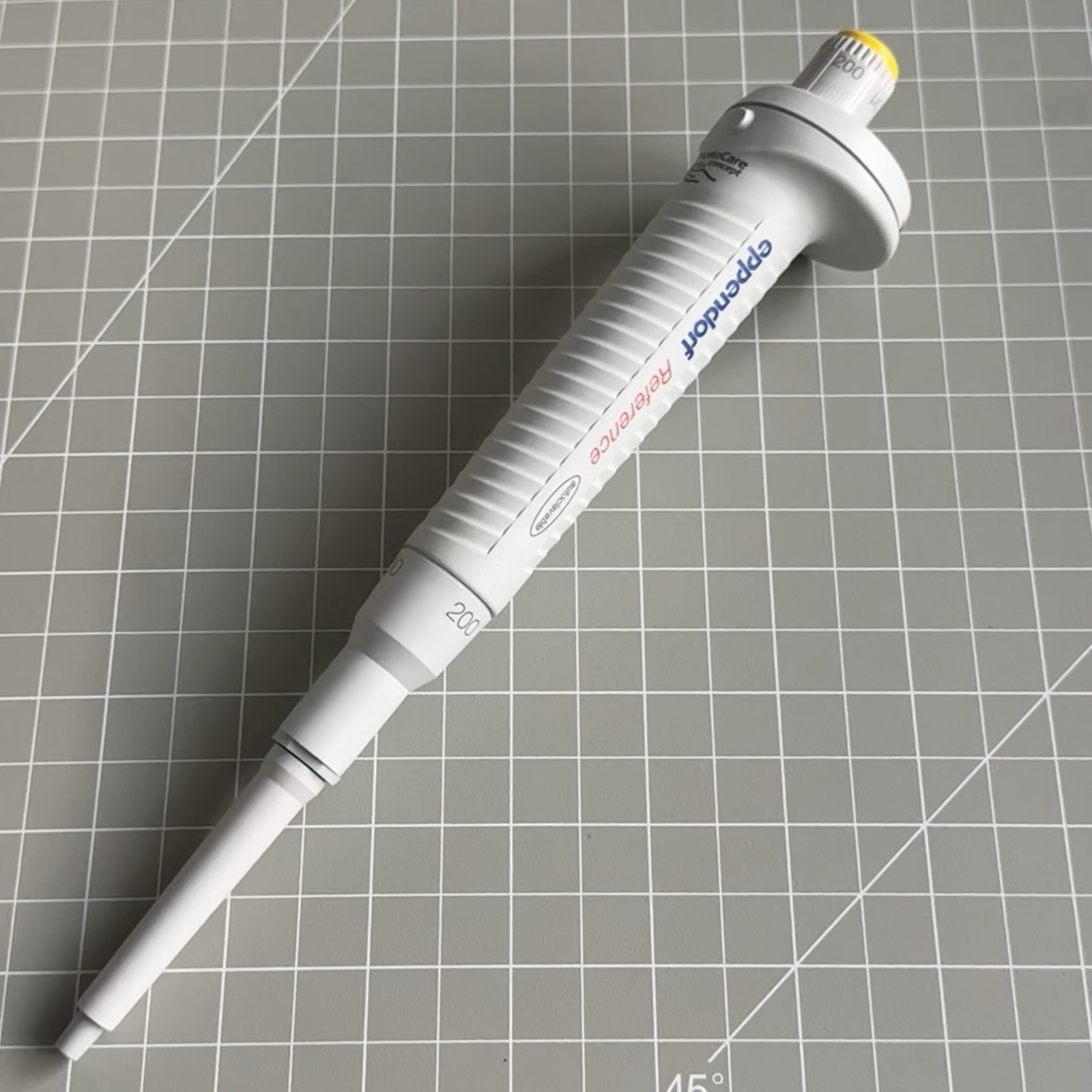 Eppendorf Reference 200µL Adjustable Single Channel Pipette PhysioCare Germany