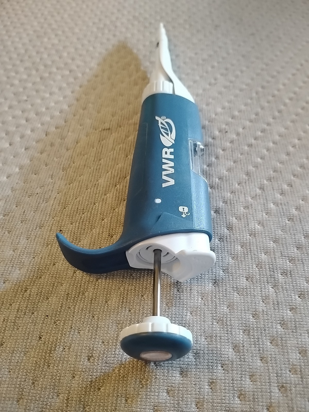 VWR Ergonomic High-Performance Pipette 1-10ul, Single Channel