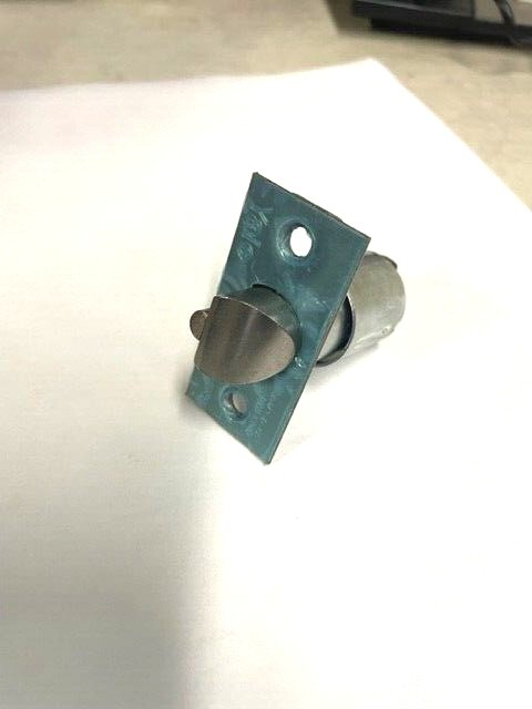 YALE 380AN UL 2 3/4 GRADE 2 DEAD LATCH FOR LOCKING KEYED FUNC  US26D READ BELOW