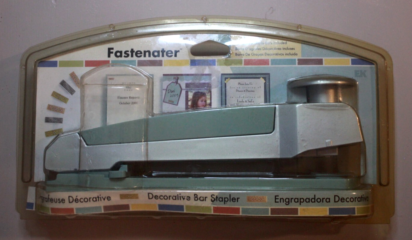 FASTENATER Decorative Staple Bar STAPLER - Green/Silver - EK Success