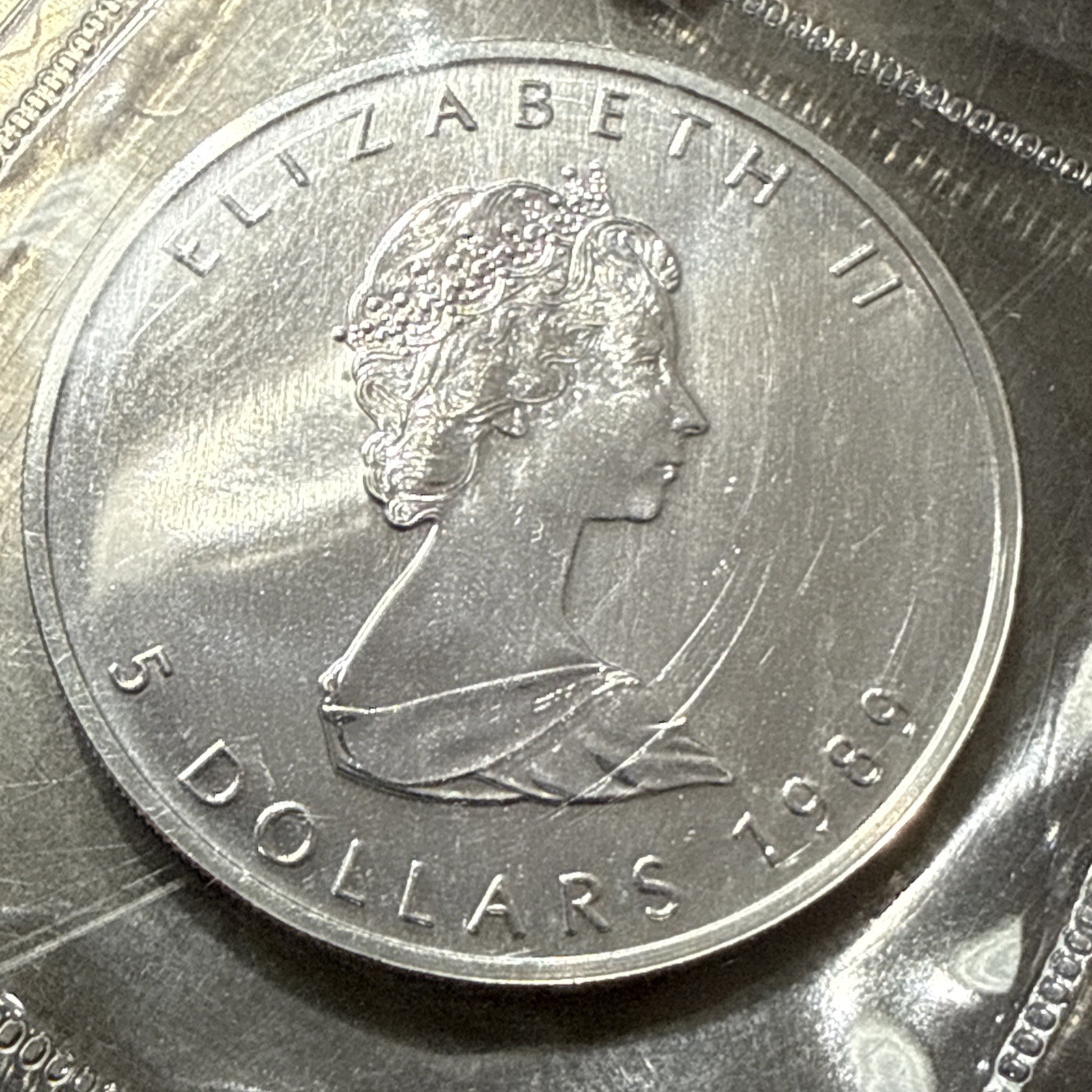 1989 Canada Elizabeth II 5 Dollars 9999 Silver Maple Leaf 1 oz Coin #4