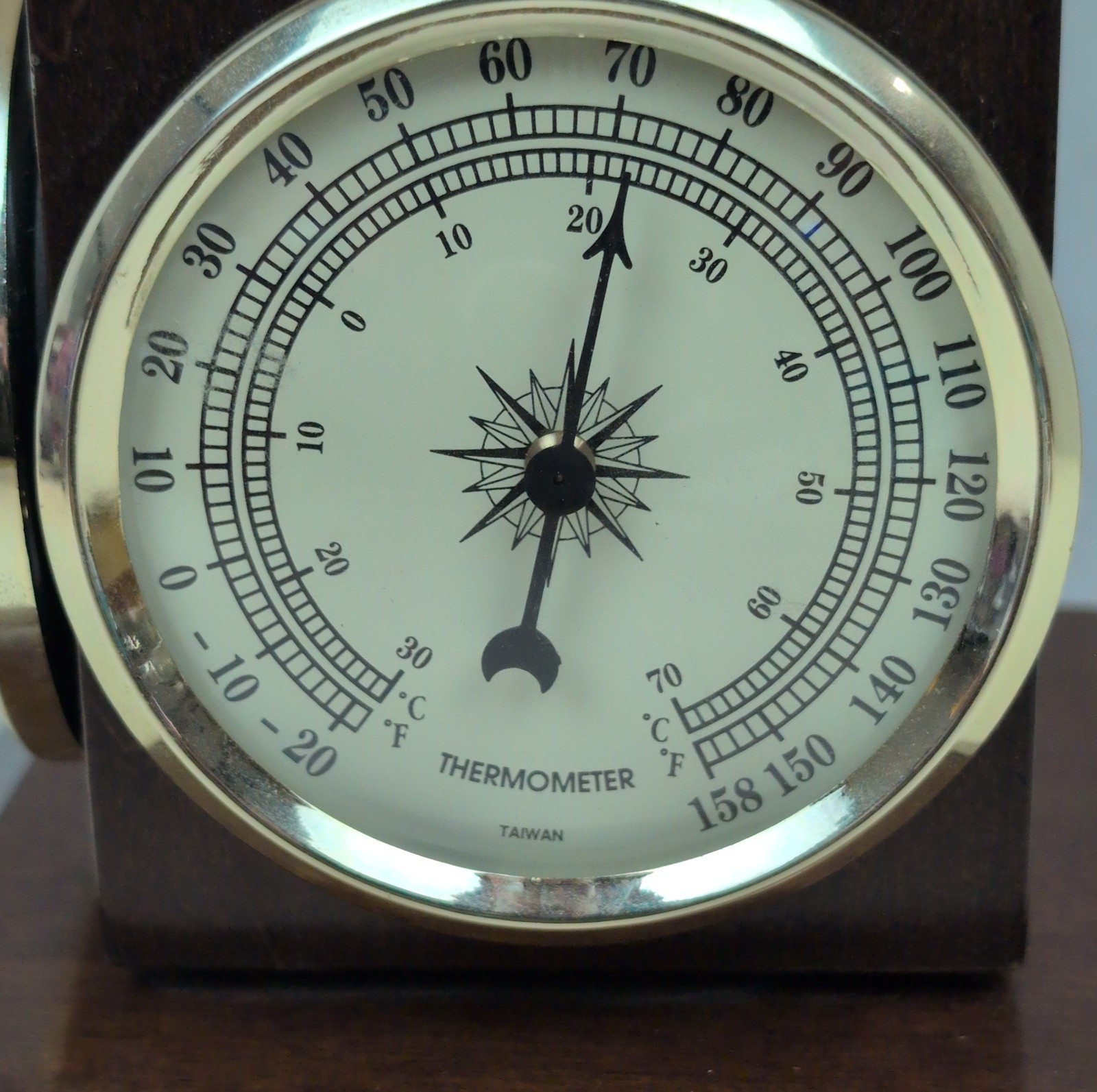 Replogle World Classic 9 Globe Weather Station Barometer Thermometer Hygrometer