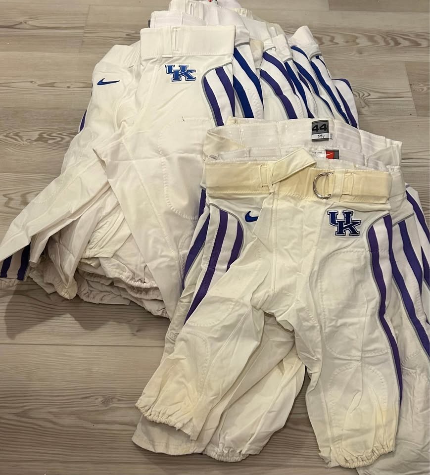 Kentucky Wildcats Game Worn Used White Football Pants Nike UK Issued 2008-10