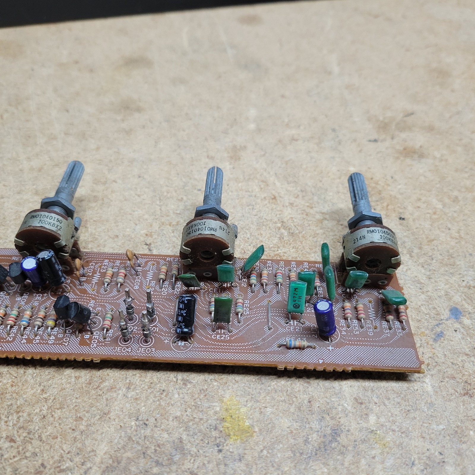 Marantz SR-2000 Tone Amp board.