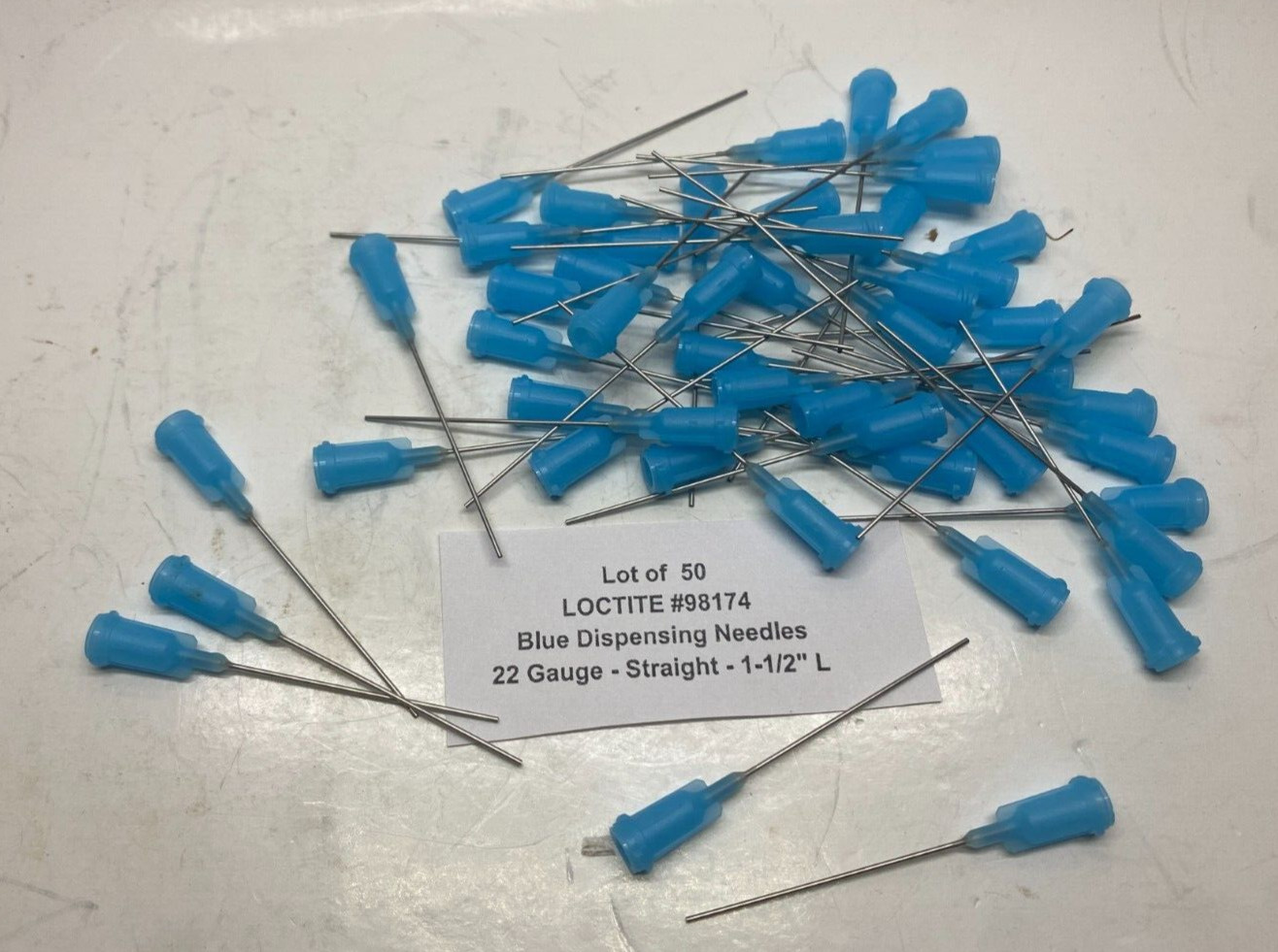 (Qty 50) LOCTITE 98174 Blue Dispensing Needle (22 Gauge - Straight - 1-1/2" L)