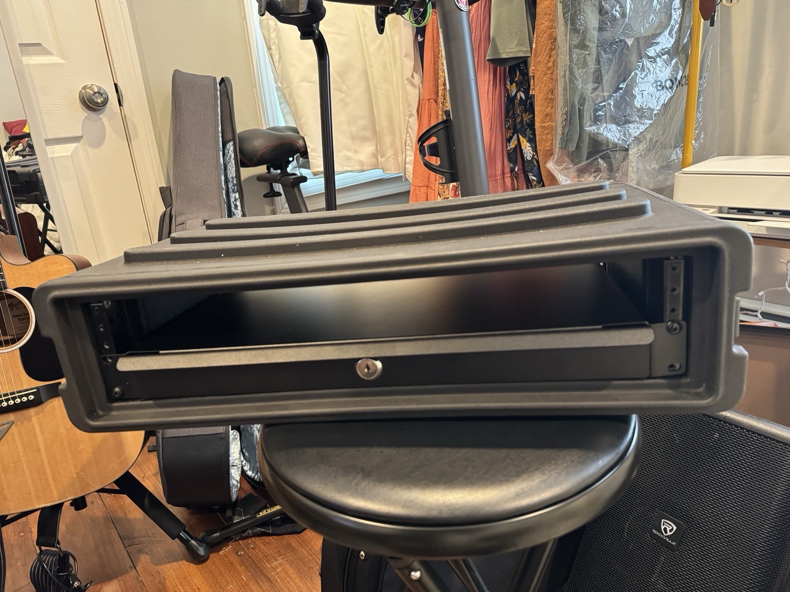 On-Stage Stands RDLS1000 1U Locking Rack Drawer (Shallow)
