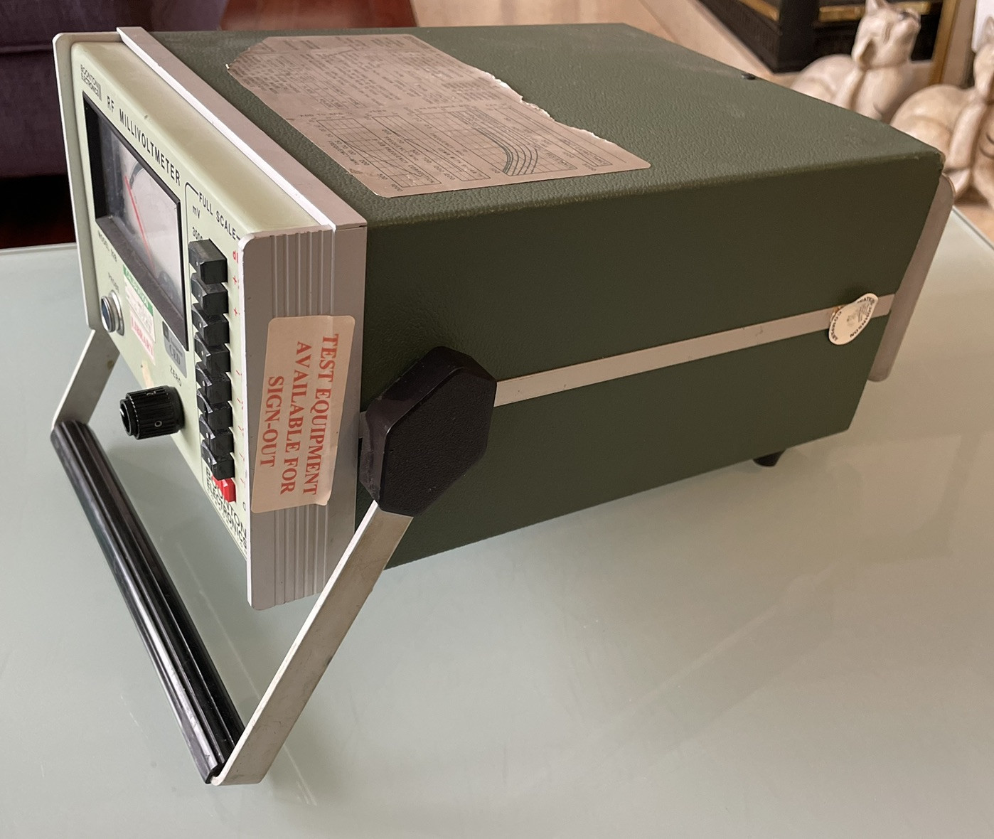 Boonton RF Millivolt Meter Model 92B No Probe Powers On As Is