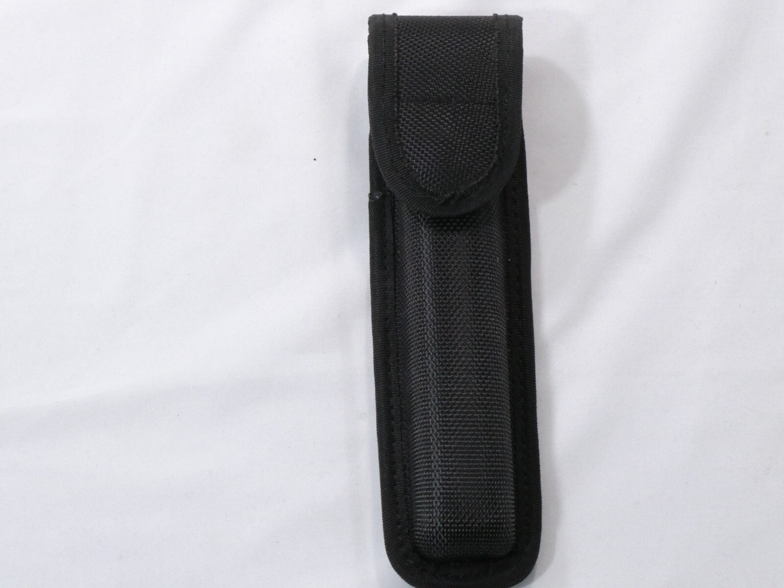 HERO'S PRIDE 1063 BALISTIC DUTY GEAR CLOSED FLASHLIGHT CASE LED AA