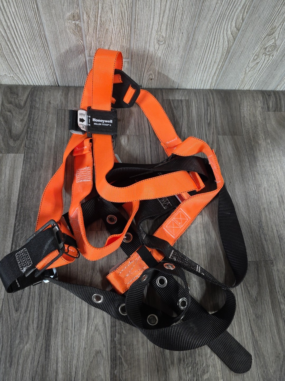 HONEYWELL MILLER Full Body Harness, Titan II,L/XL