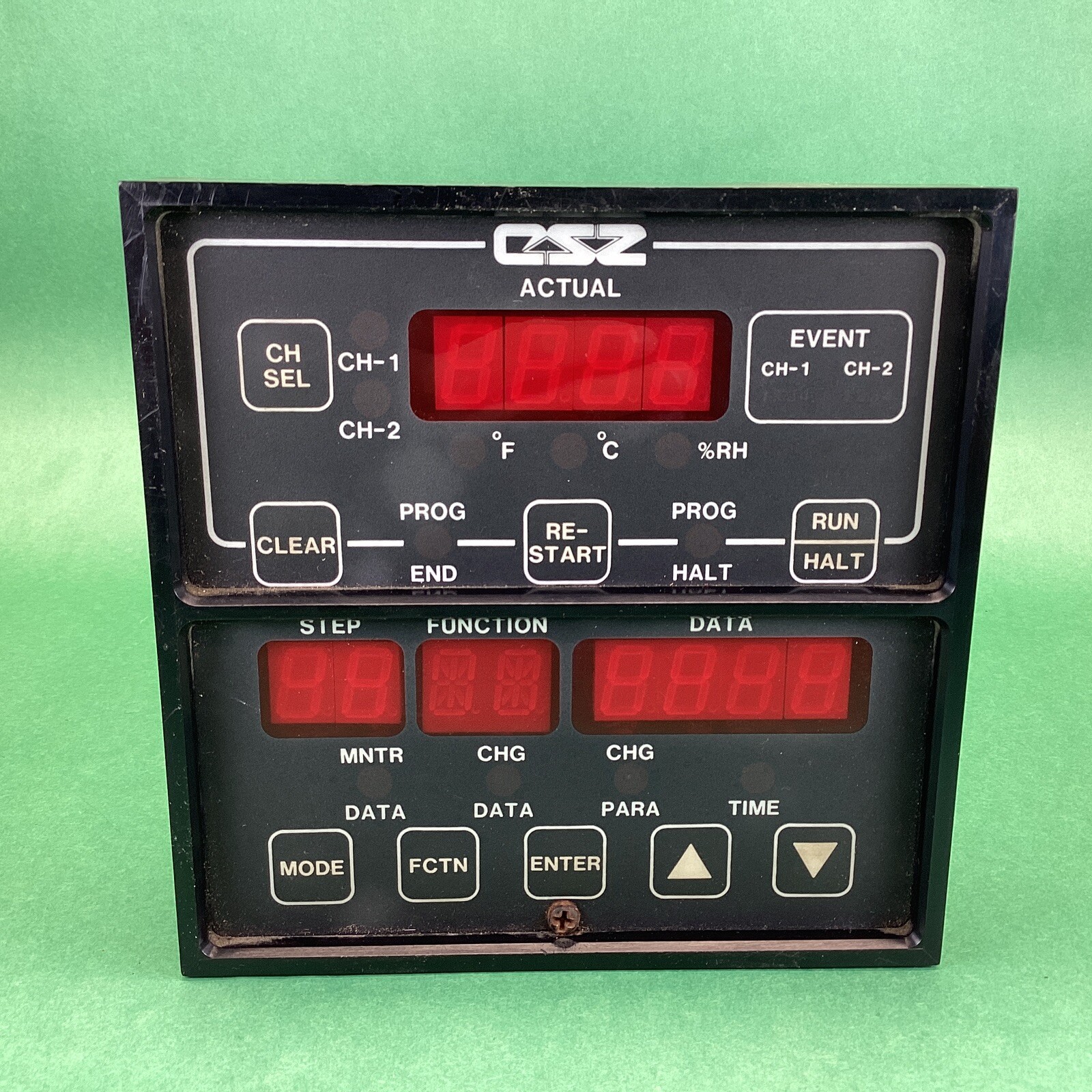 CSZ SNSZ-1500-00C2  115/230 VAC, Temperature Process Controller USA - UNTESTED