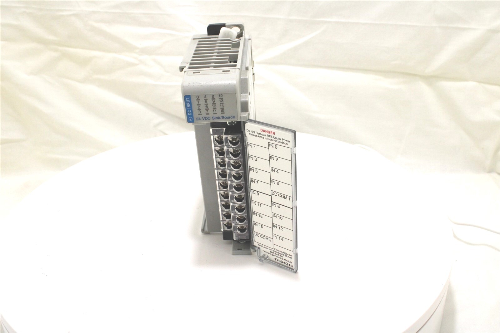 Allen Bradley 1769-IQ16 24VDC Sink/Source Compactlogix Input Module