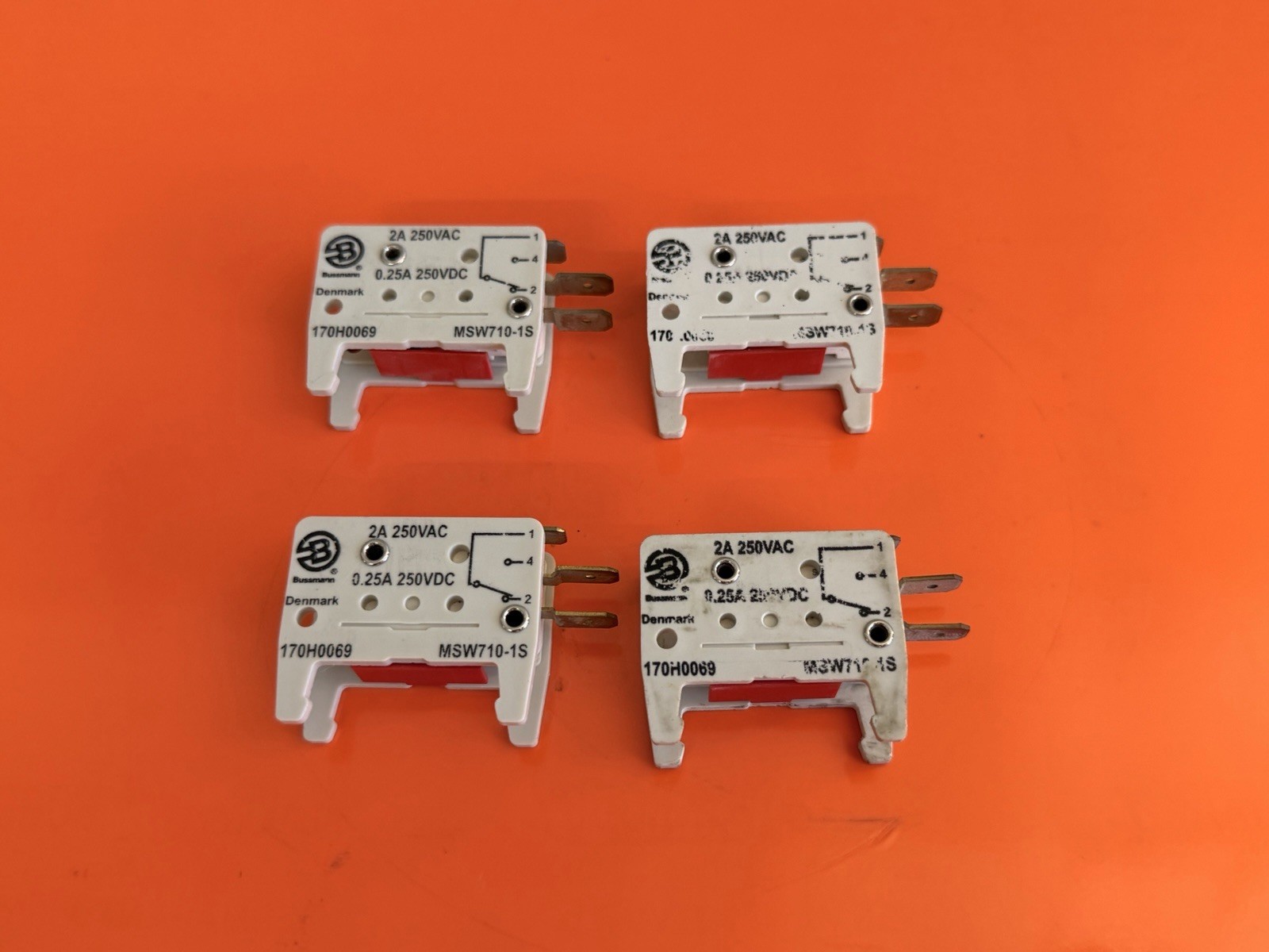 Bussmann Microswitch 2A 250VAC 170H0069 MSW710-1S Qty 4