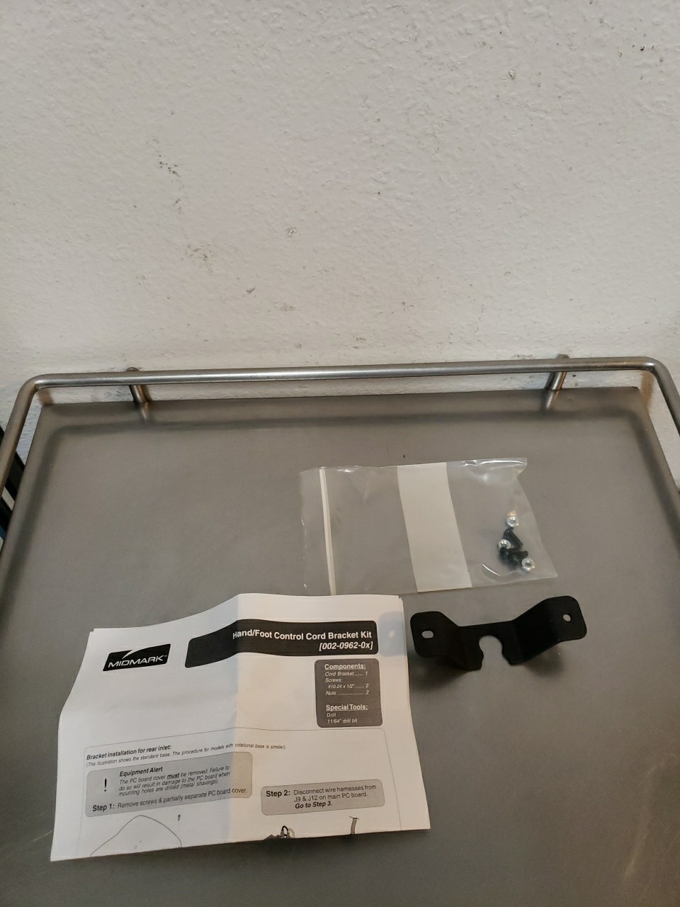 Bracket, Connector Kit Midmark Table Part: -002-0962-00