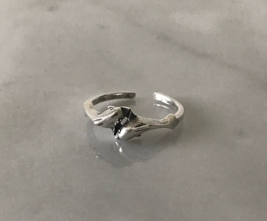 925 Sterling Silver Toe Ring Dolphins