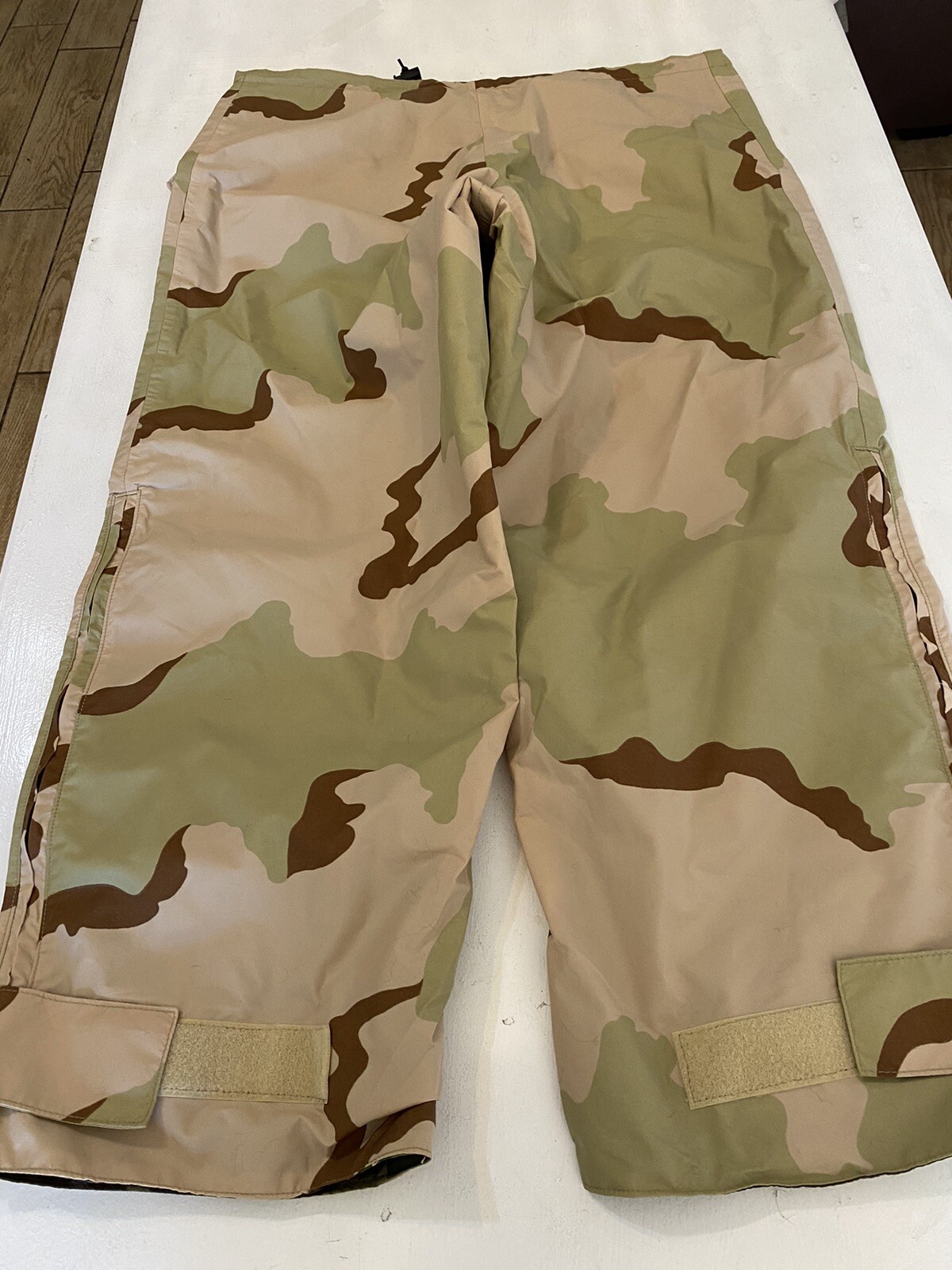 Men’s US Army Nylon Blend Reversible Camo Pants Size Large
