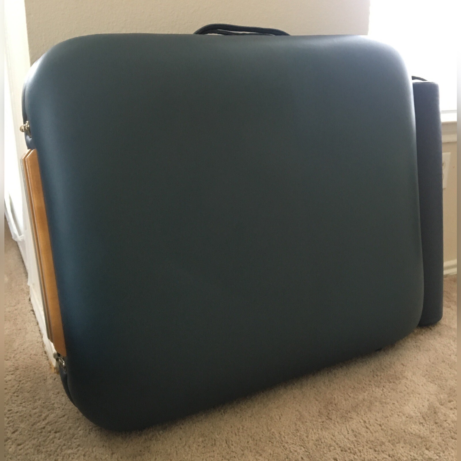 TouchAmerica Portable Massage Table