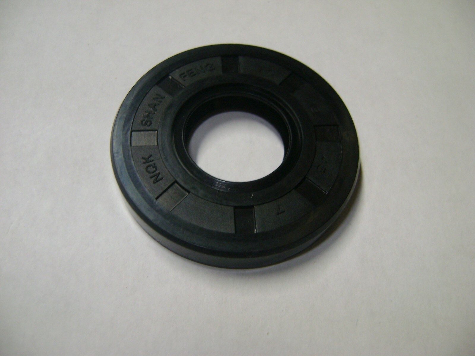 NEW TC 19X45X7 DOUBLE LIPS METRIC OIL / DUST SEAL 19mm X 45mm X 7mm