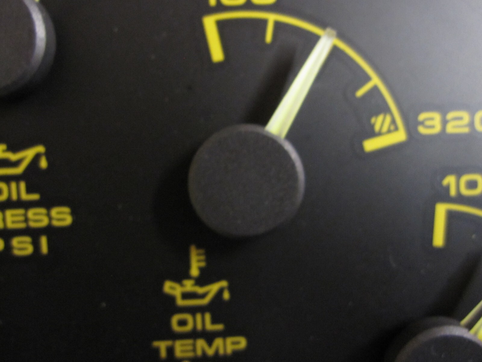 Corvette C4 dash cluster Oil temperature gauge with needle 92-93