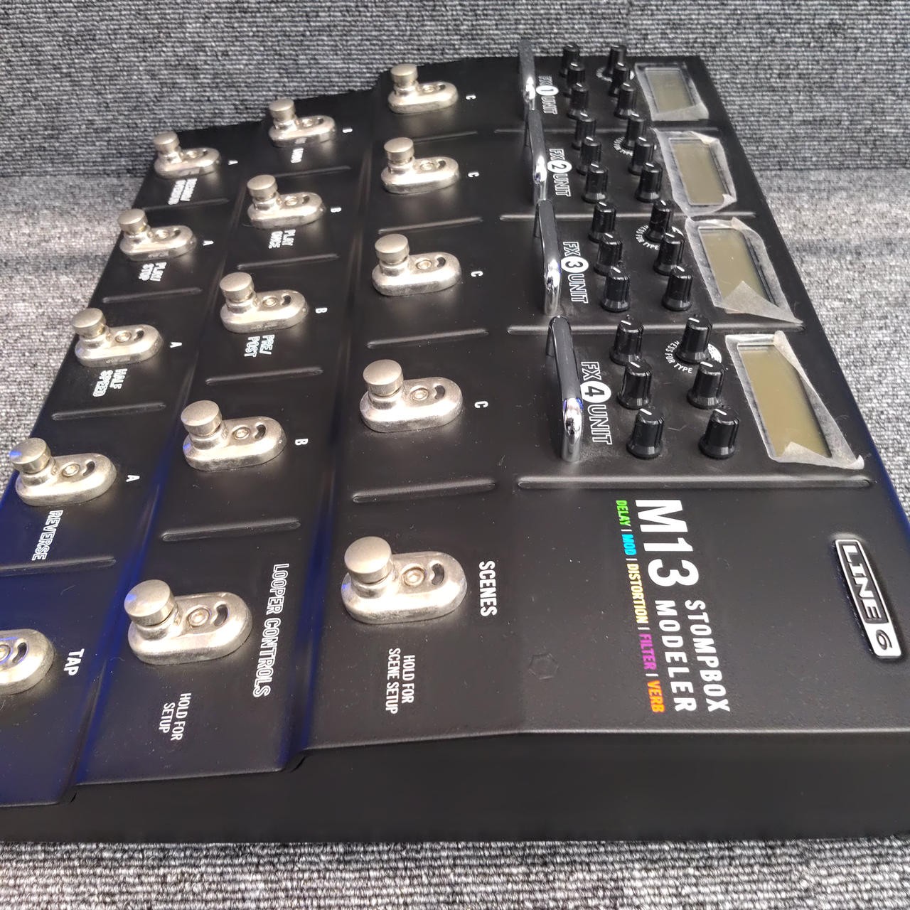 LINE6 Multi-Effects Processor M13