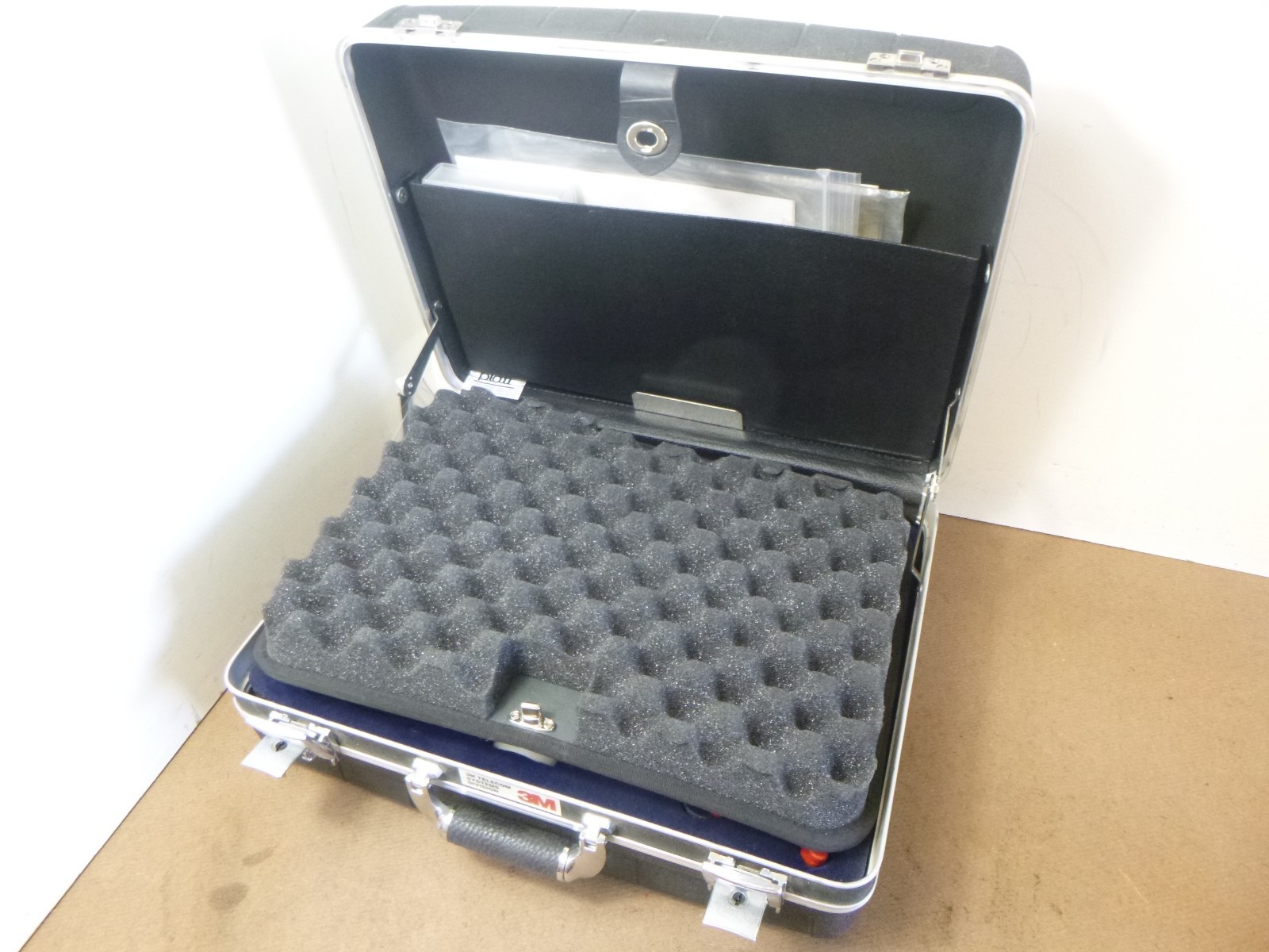 3M 6355 Universal Hot Melt Kit Bundle 80-6109-8 with Case