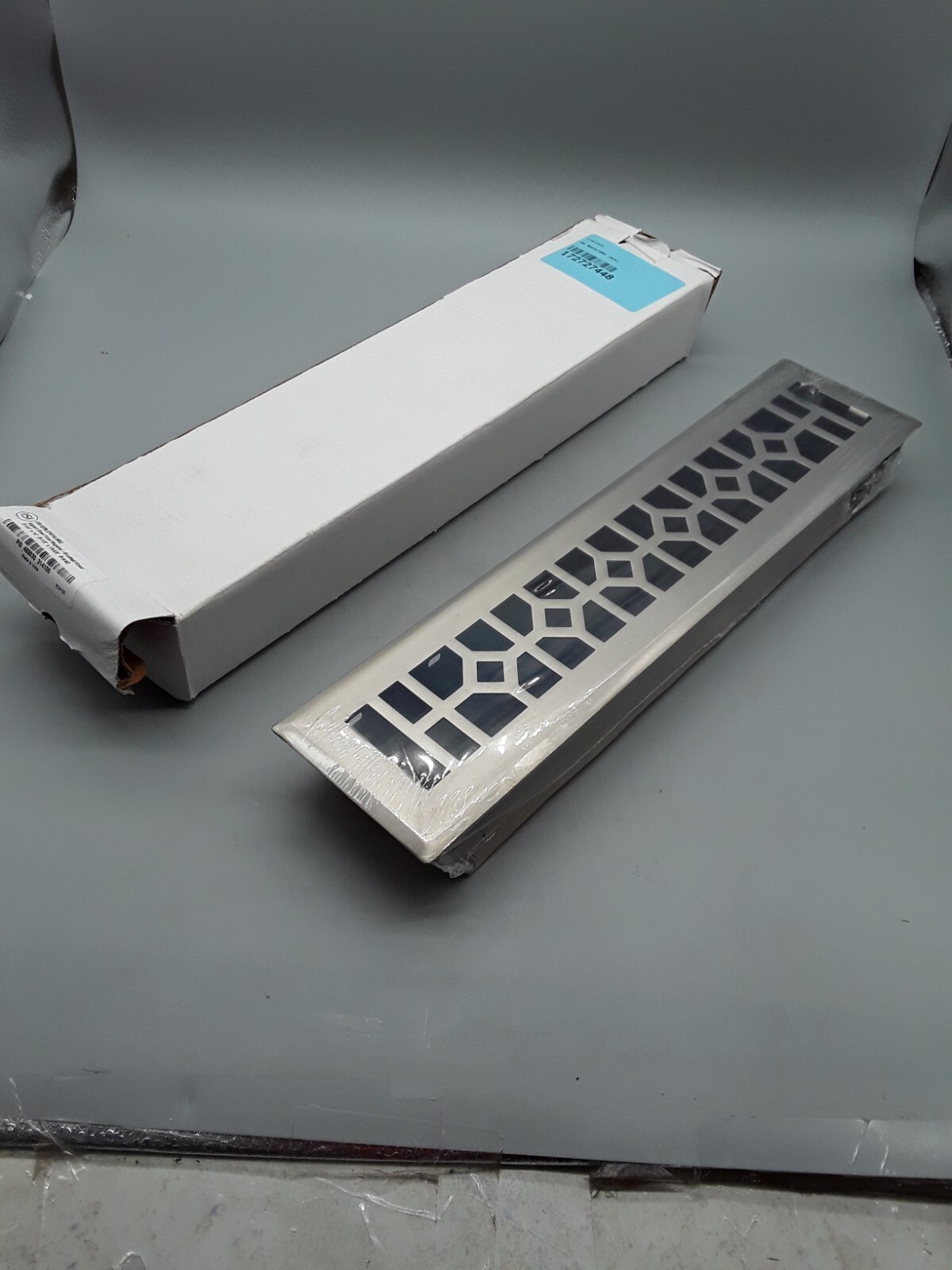 SIGNATURE 2.1/4"X14"(3.1/2"X 15 2/8 appert steel floor register brushed nikel