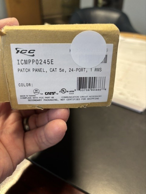 ICC Cat5e 24-PORT Patch Panel, 1 Rack Mount Space
