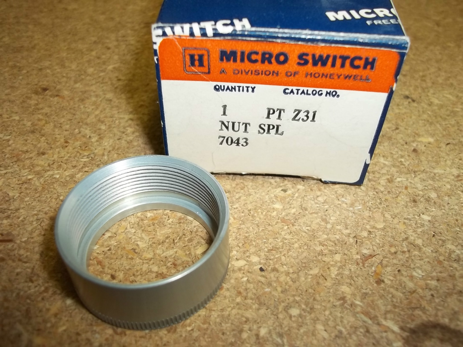 Micro Switch PT Z31 Nut for Wobble Stick New Old Stock