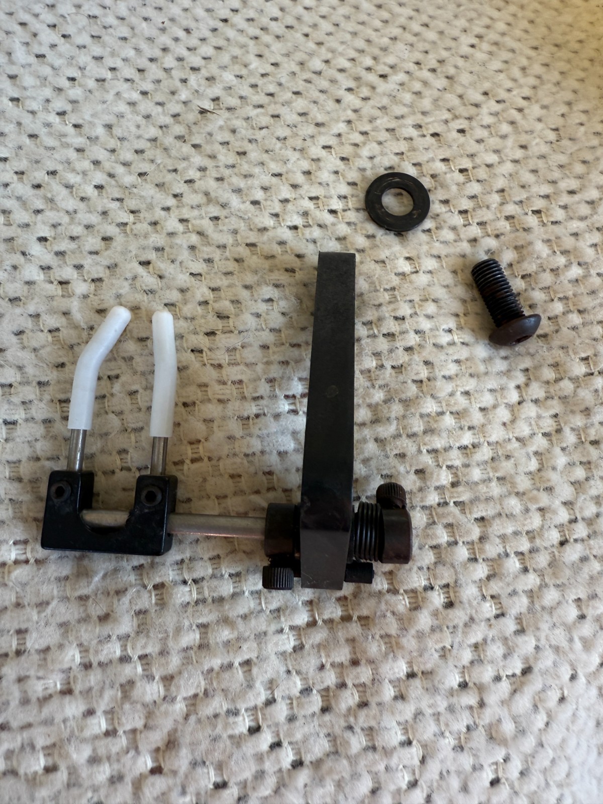 Dual Prong Archery Flipper Rest RH