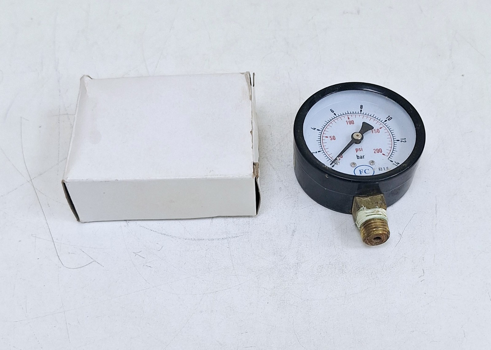 FC Gauges P-0106 /KI 1.6 /2-1.2”Dial /0-200PSI/BAR Pressure Gauge (Lot of 2 pcs)