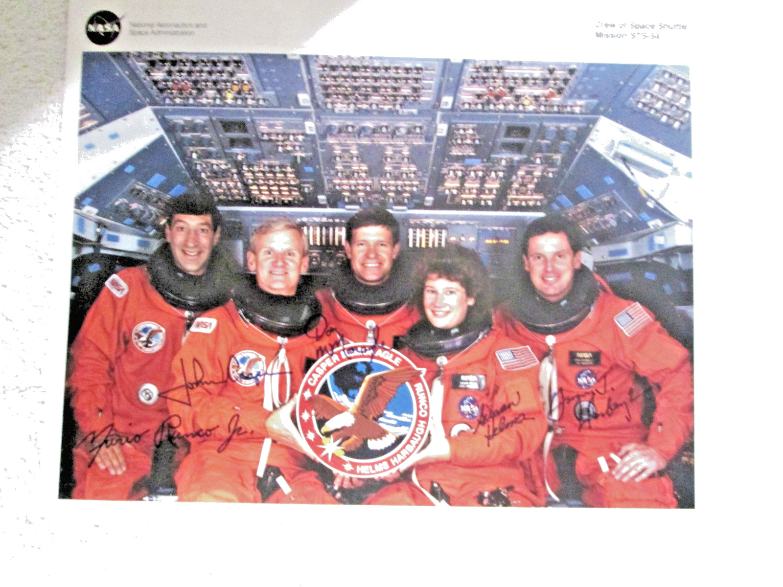 NASA SPACE SHUTTLE MISSION STS-54 CREW ASTRONAUTS PHOTO SIGNED AUTOPEN