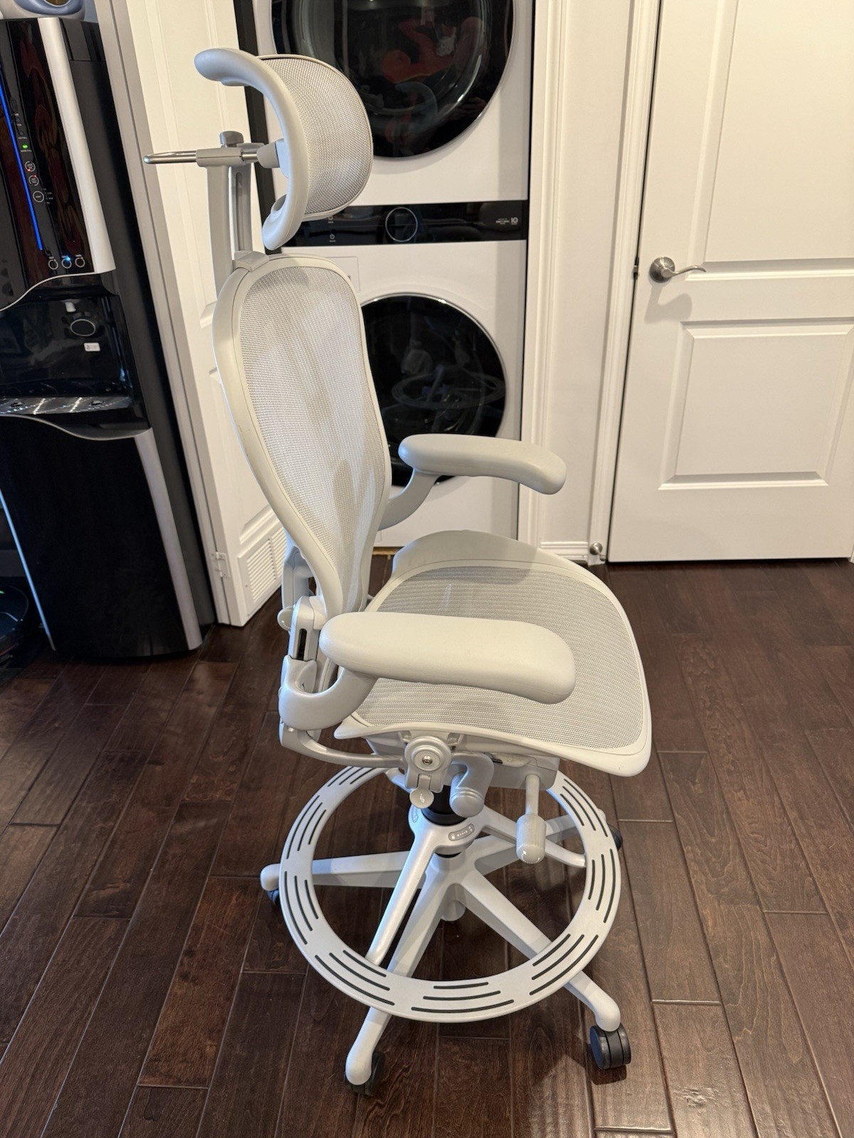 Authentic Herman Miller Aeron Remastered Drafting Stool Chair Mineral + Headrest