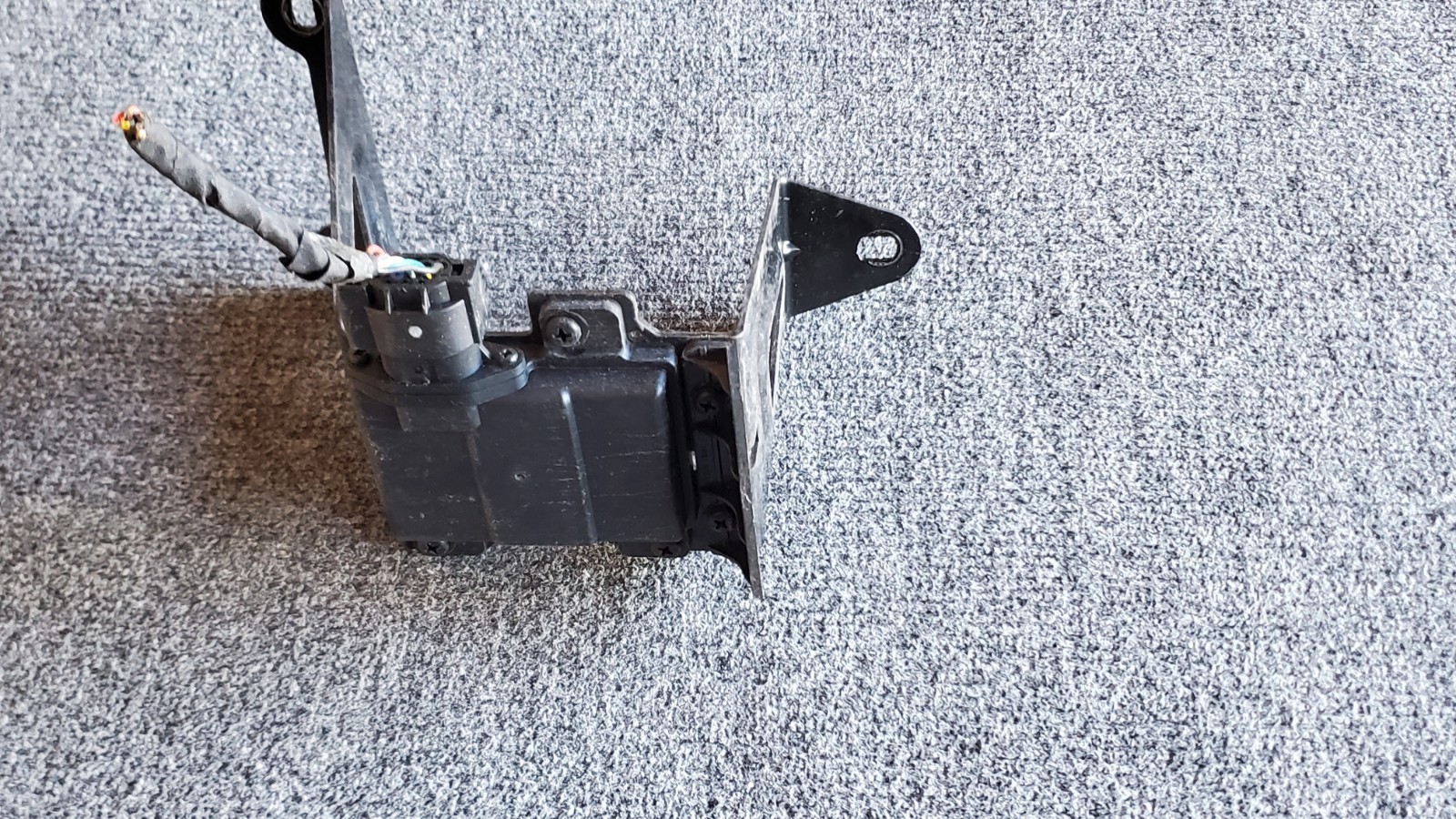 2021 2022 2023 Hyundai Elantra Rear Corner Radar Sensor Module 99140-AA020