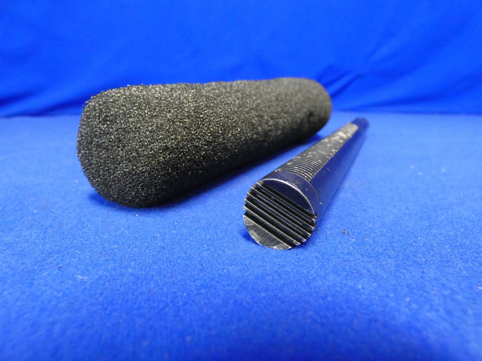 Sennheiser MKH 416 P48 Shotgun Microphone w/Windscreen